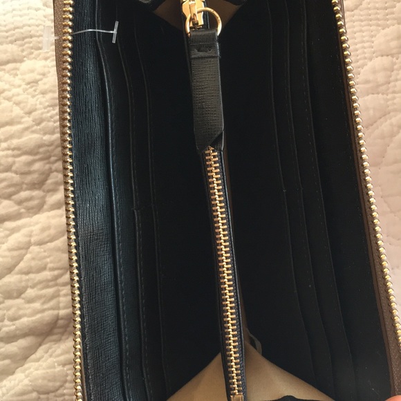 NEW Tahari Metallic Taupe Gray Wallet - Picture 7 of 8